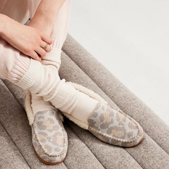 Rothy's The Scuff Slipper Cozy Cat Gray / Peach Size 7.5 - Picture 1 of 7